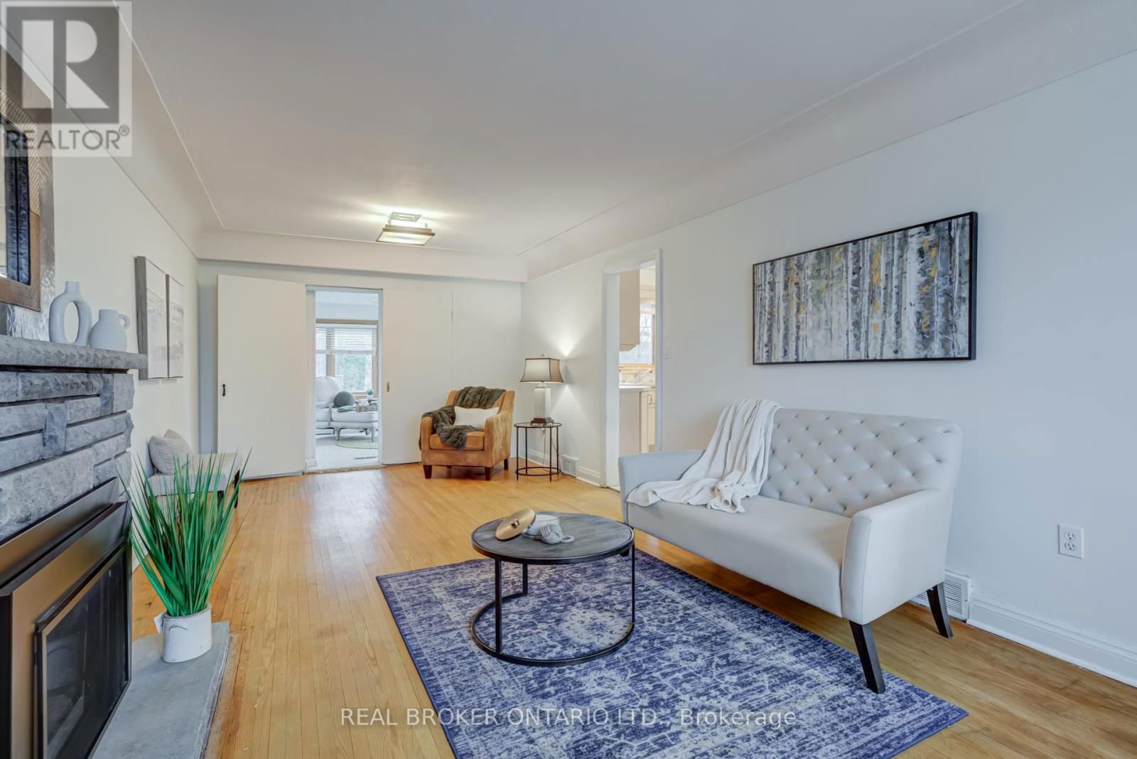21 GAILMONT DRIVE Image 12