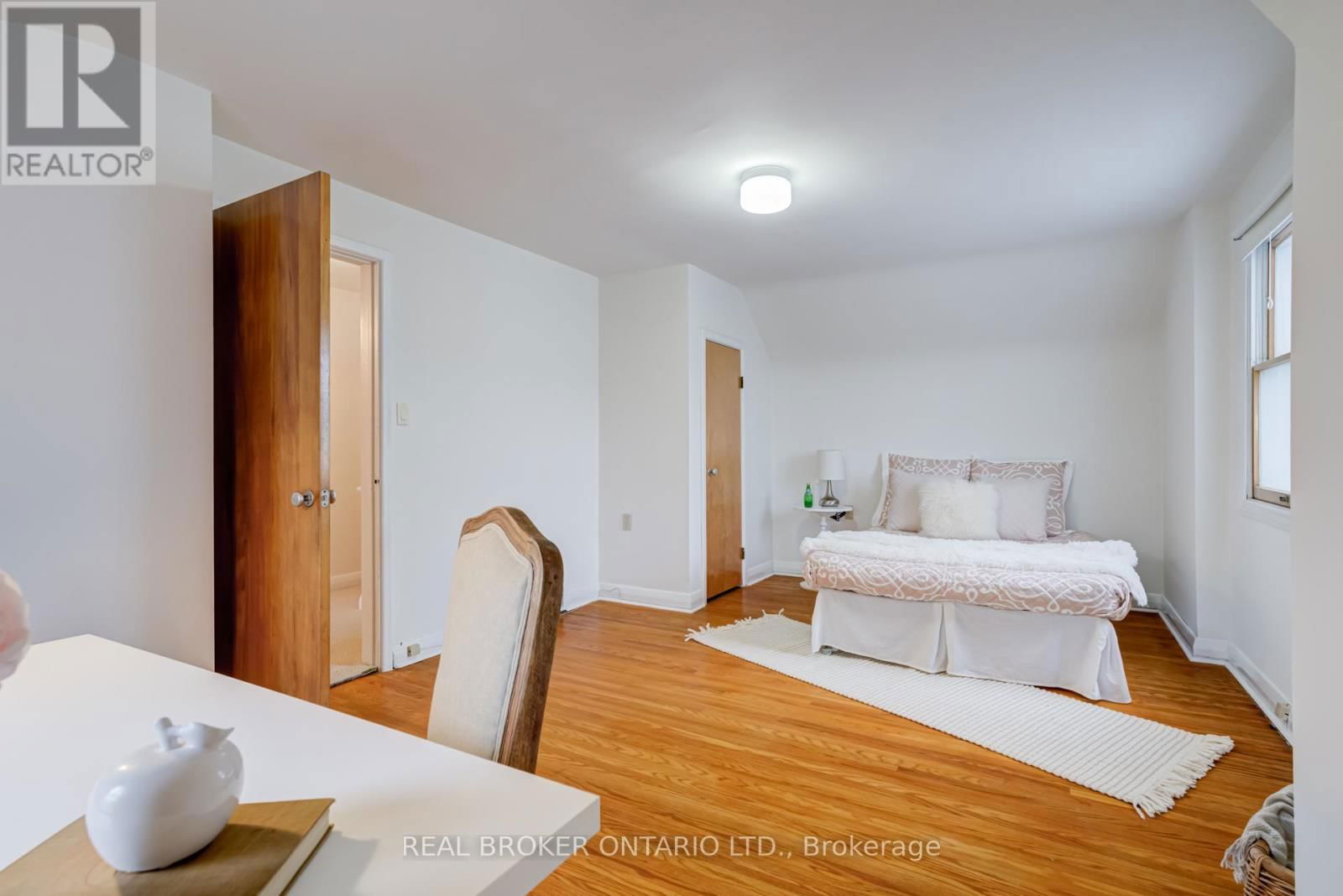 21 GAILMONT DRIVE Image 18