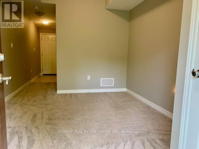 49 - 107 WESTRA DRIVE Image 31