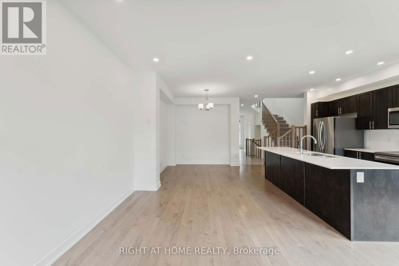 16 NETTLE CRESCENT Image 14