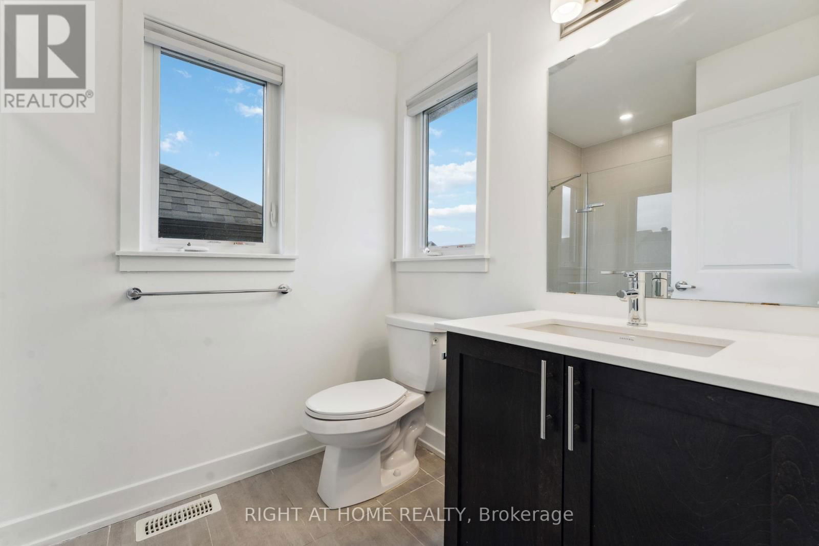 16 NETTLE CRESCENT Image 26