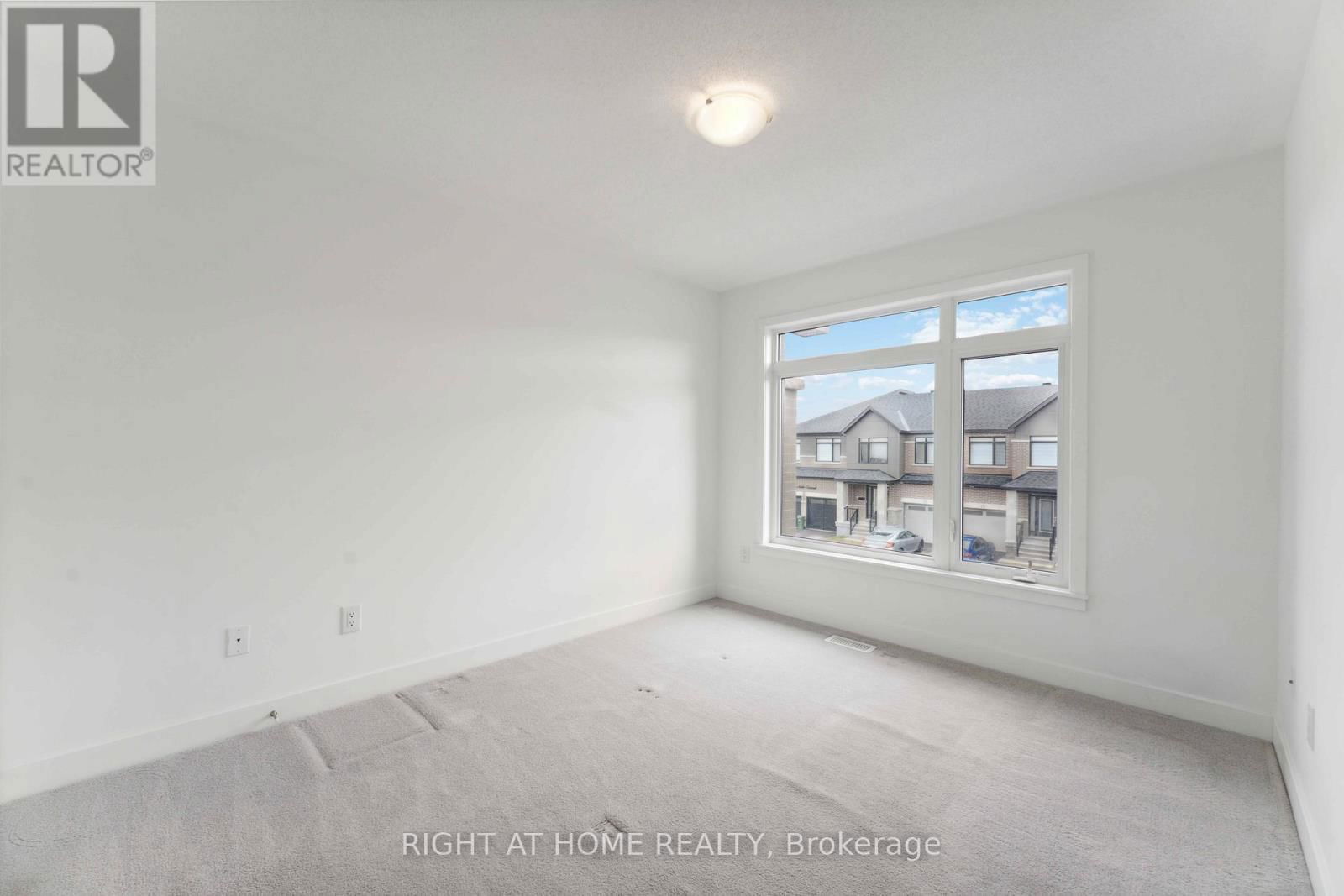 16 NETTLE CRESCENT Image 28