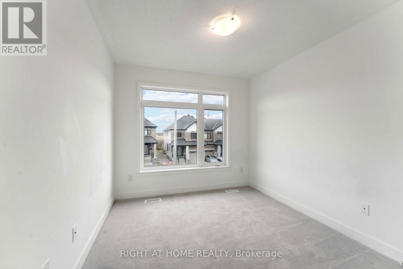 16 NETTLE CRESCENT Image 30