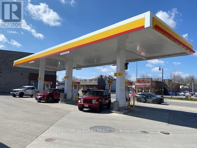 80 DUNDAS STREET EAST Image 1