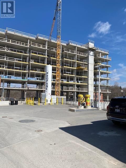 80 DUNDAS STREET EAST Image 15