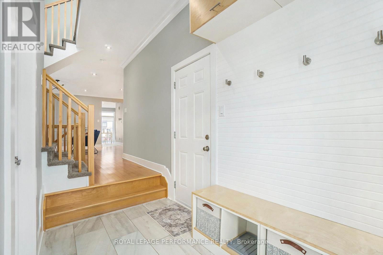 235 FOUNTAINHEAD DRIVE Image 5