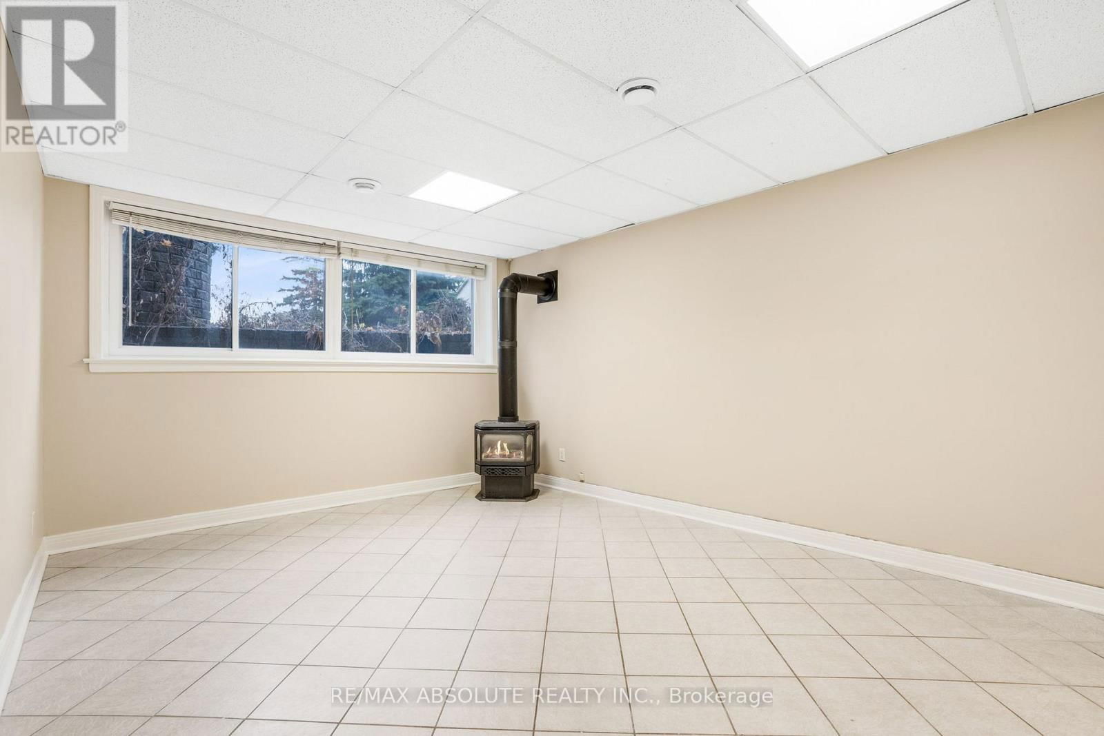 408-410 ALLEN BOULEVARD Image 25