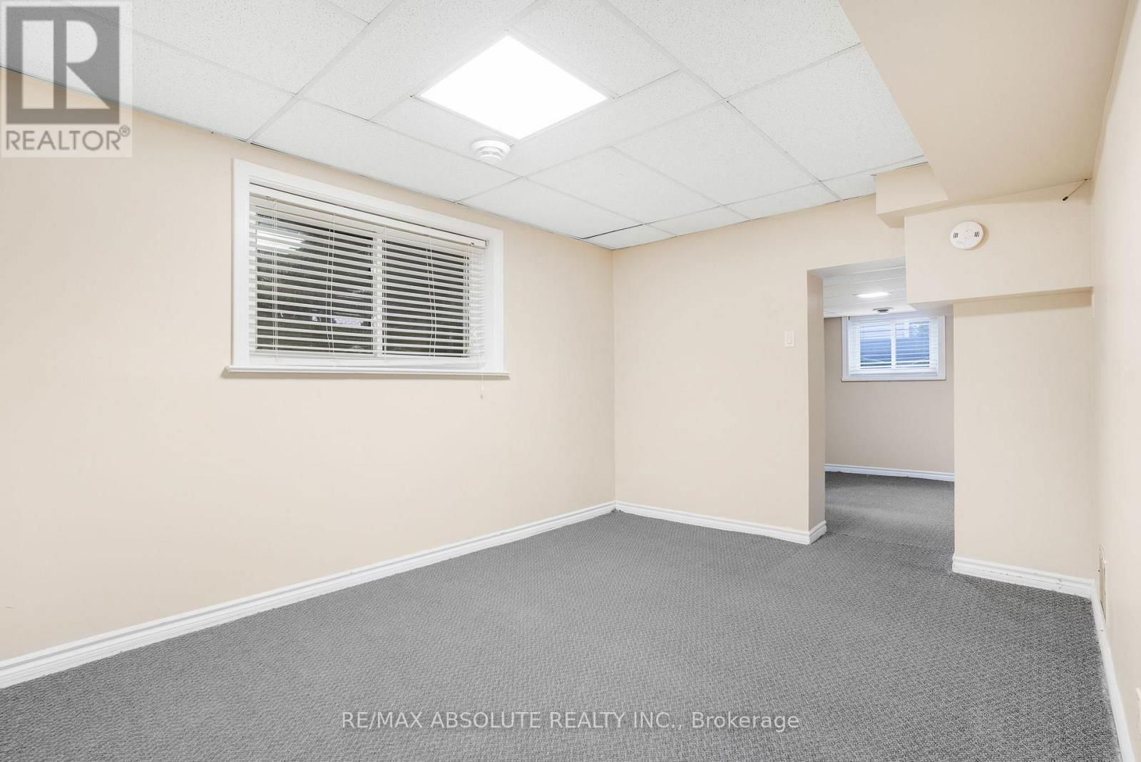 408-410 ALLEN BOULEVARD Image 27