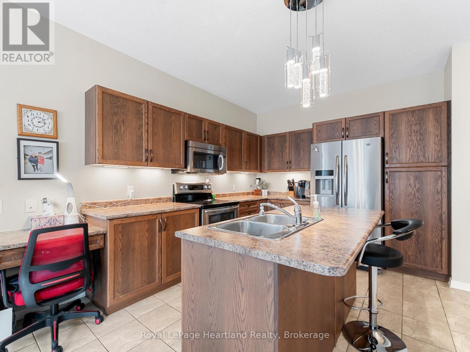 23 STORNOWAY CRESCENT Image 17