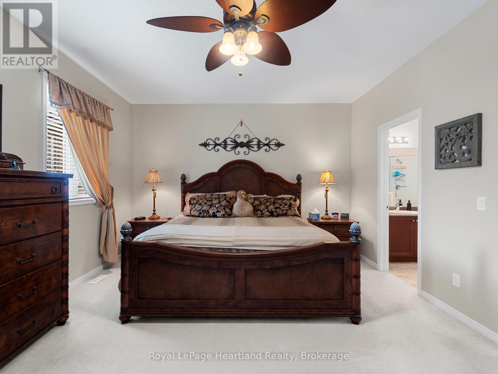 23 STORNOWAY CRESCENT Image 25