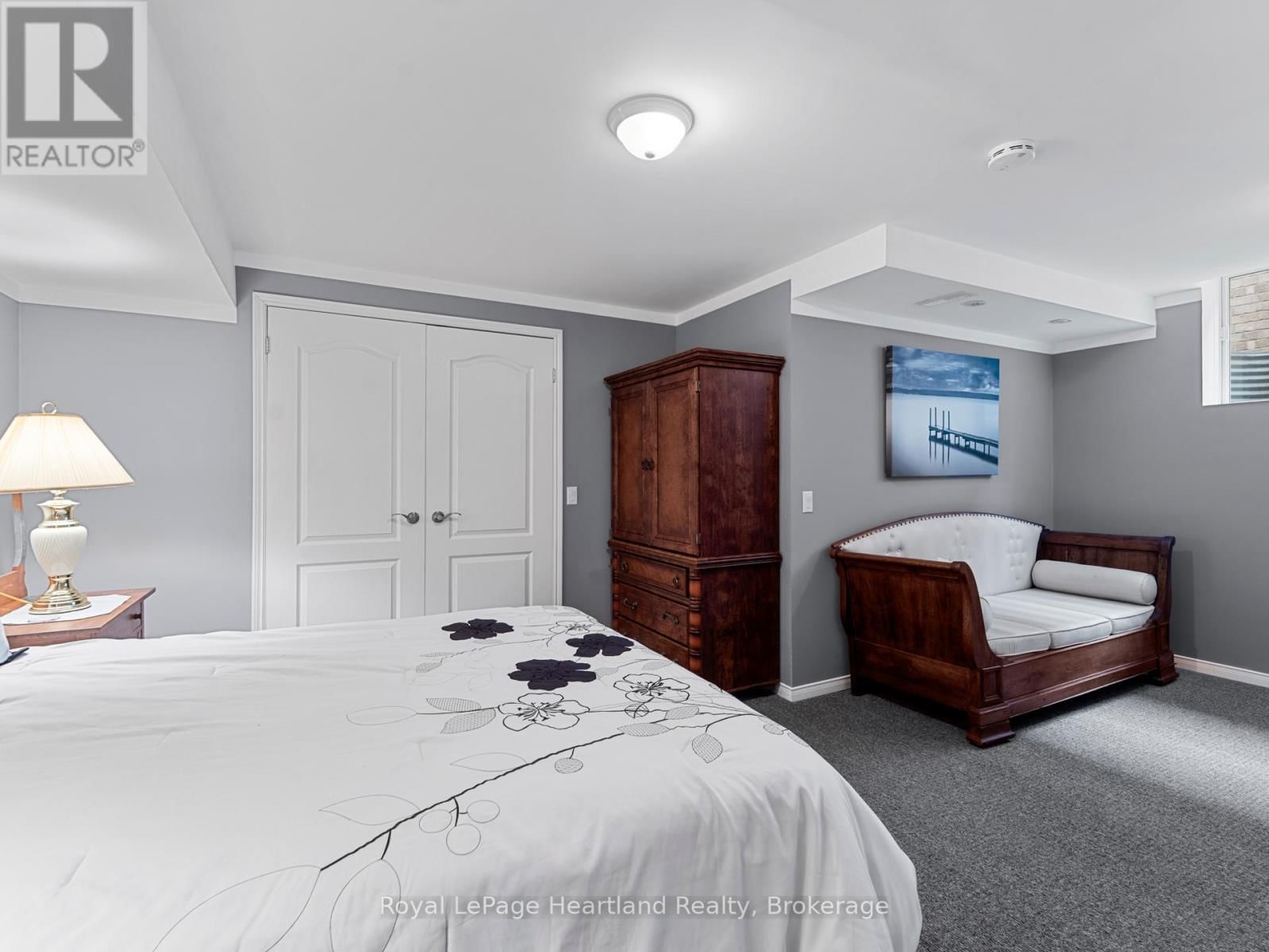 23 STORNOWAY CRESCENT Image 34