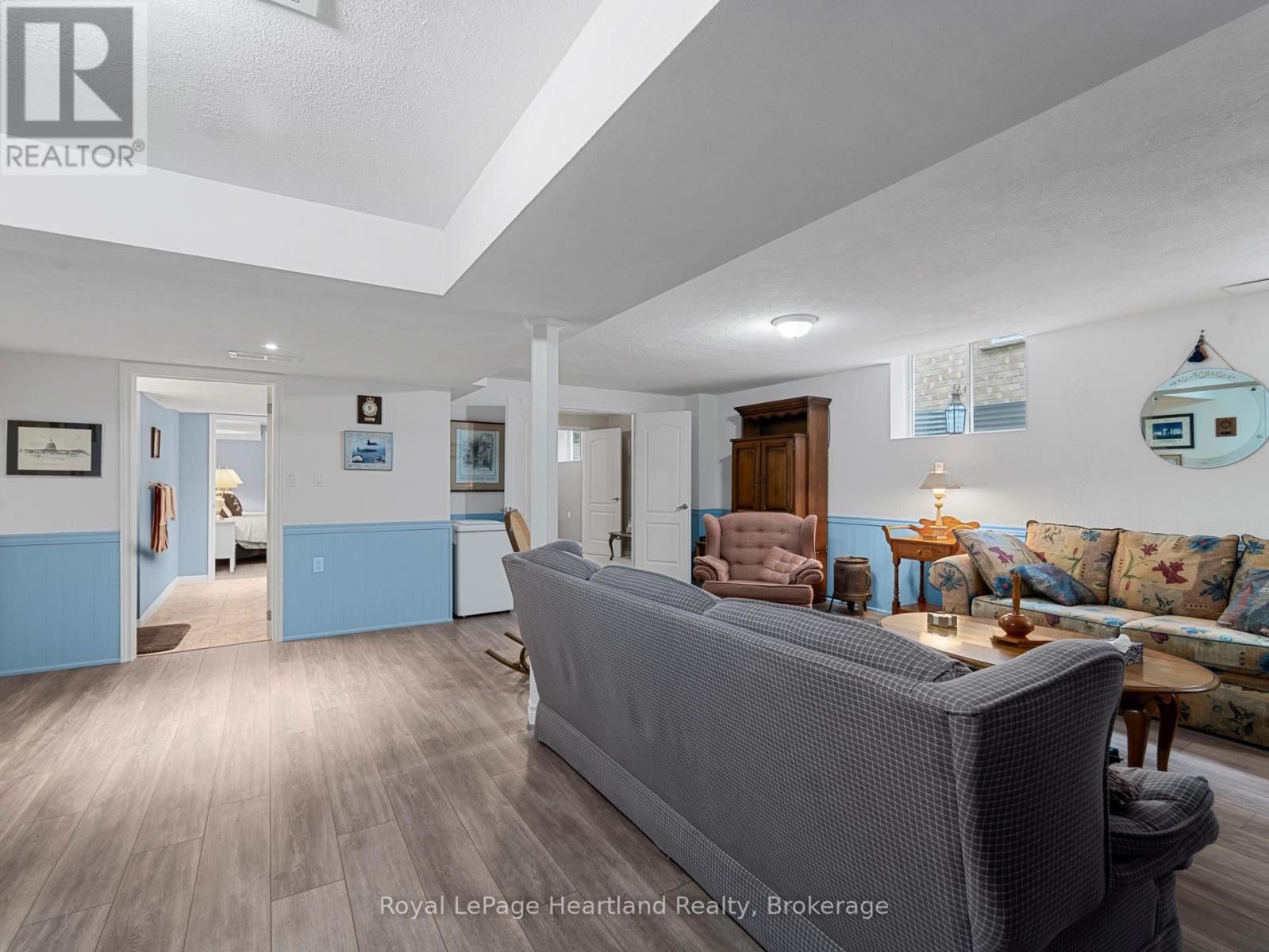 23 STORNOWAY CRESCENT Image 38