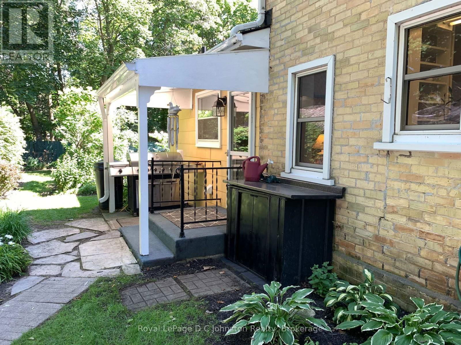 69 ALBERT STREET NORTH Image 26