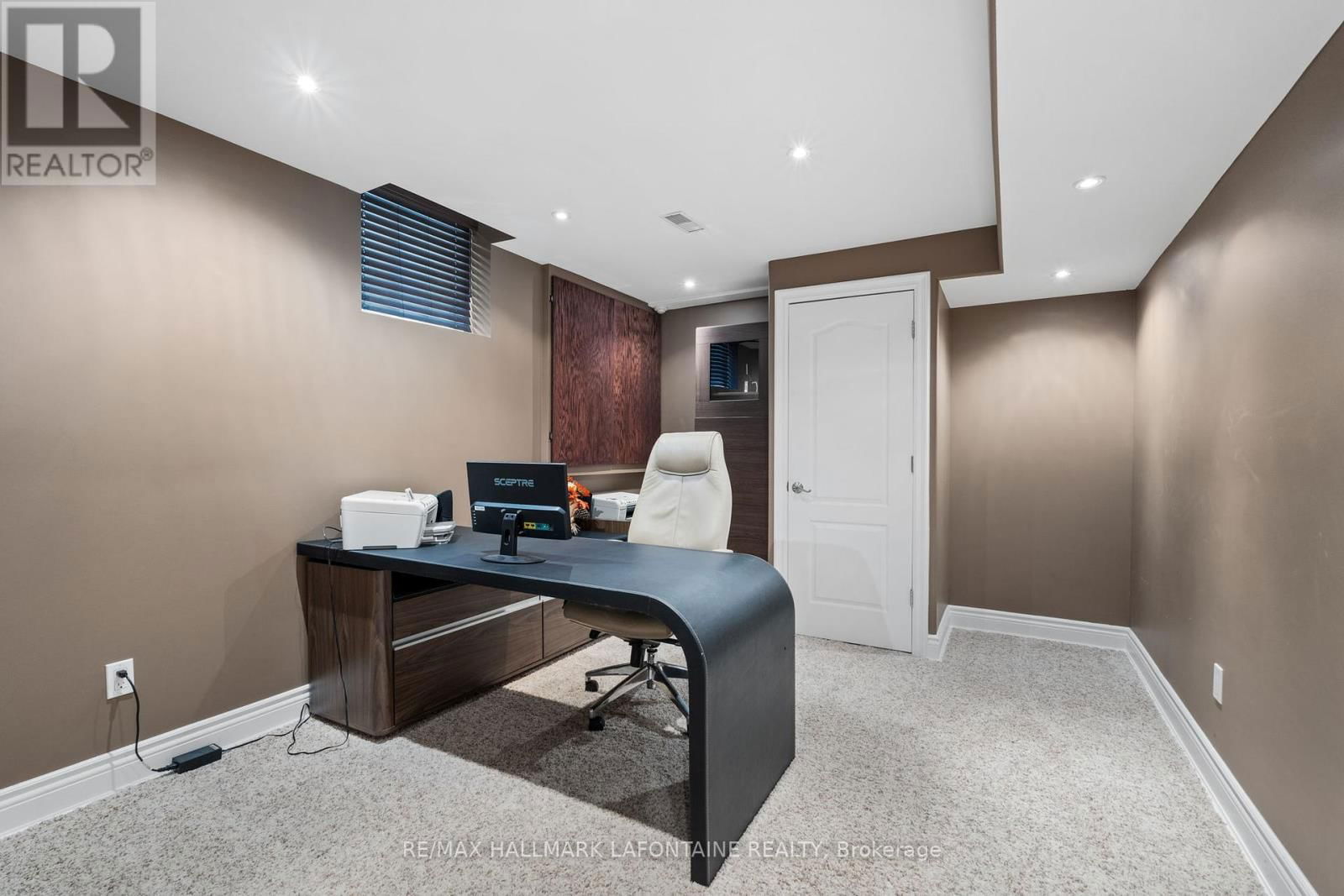 3202 RIVER ROCK AVENUE Image 32