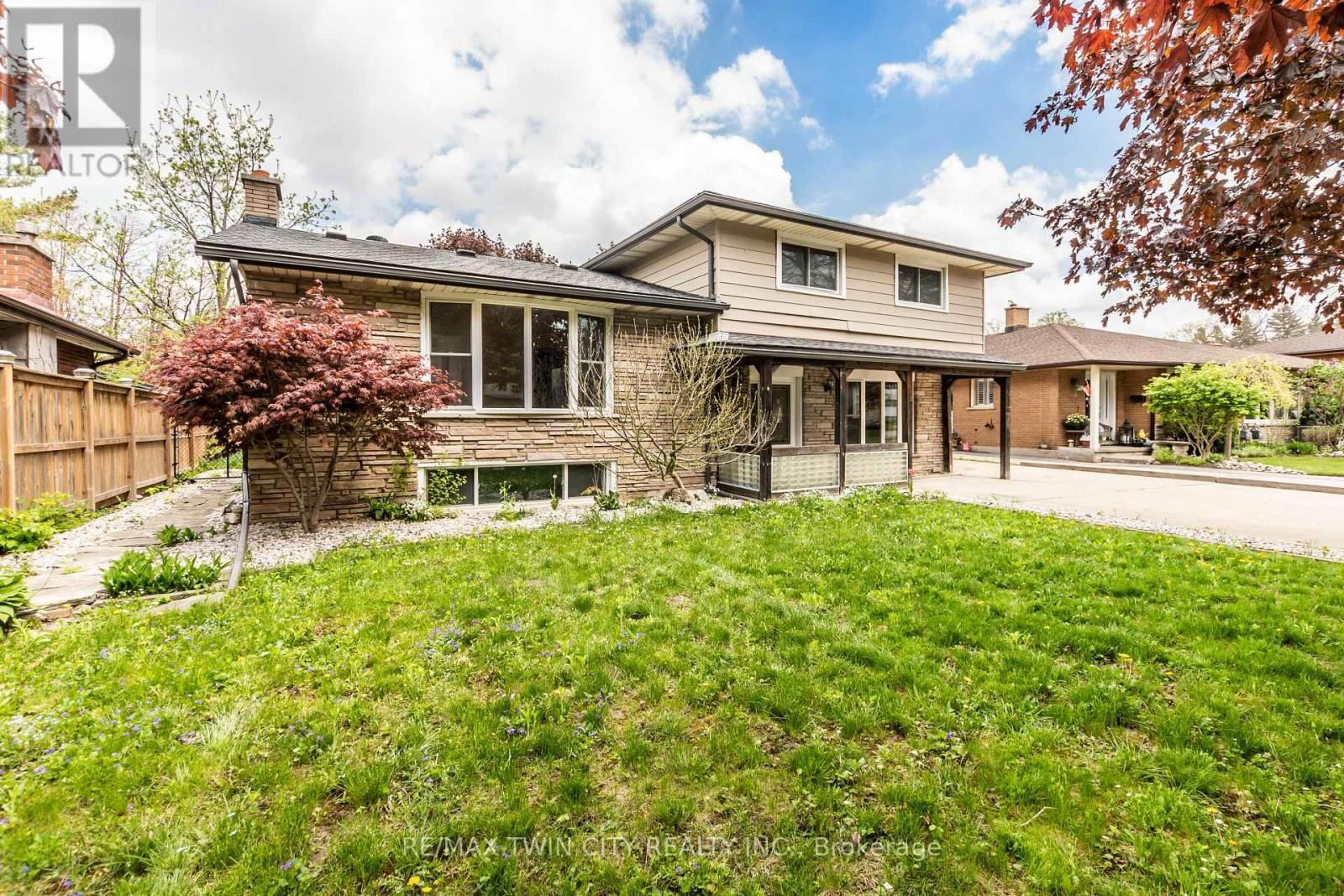 413 CARSON DRIVE Image 1