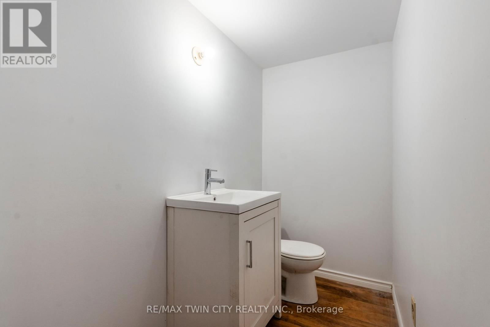 413 CARSON DRIVE Image 34