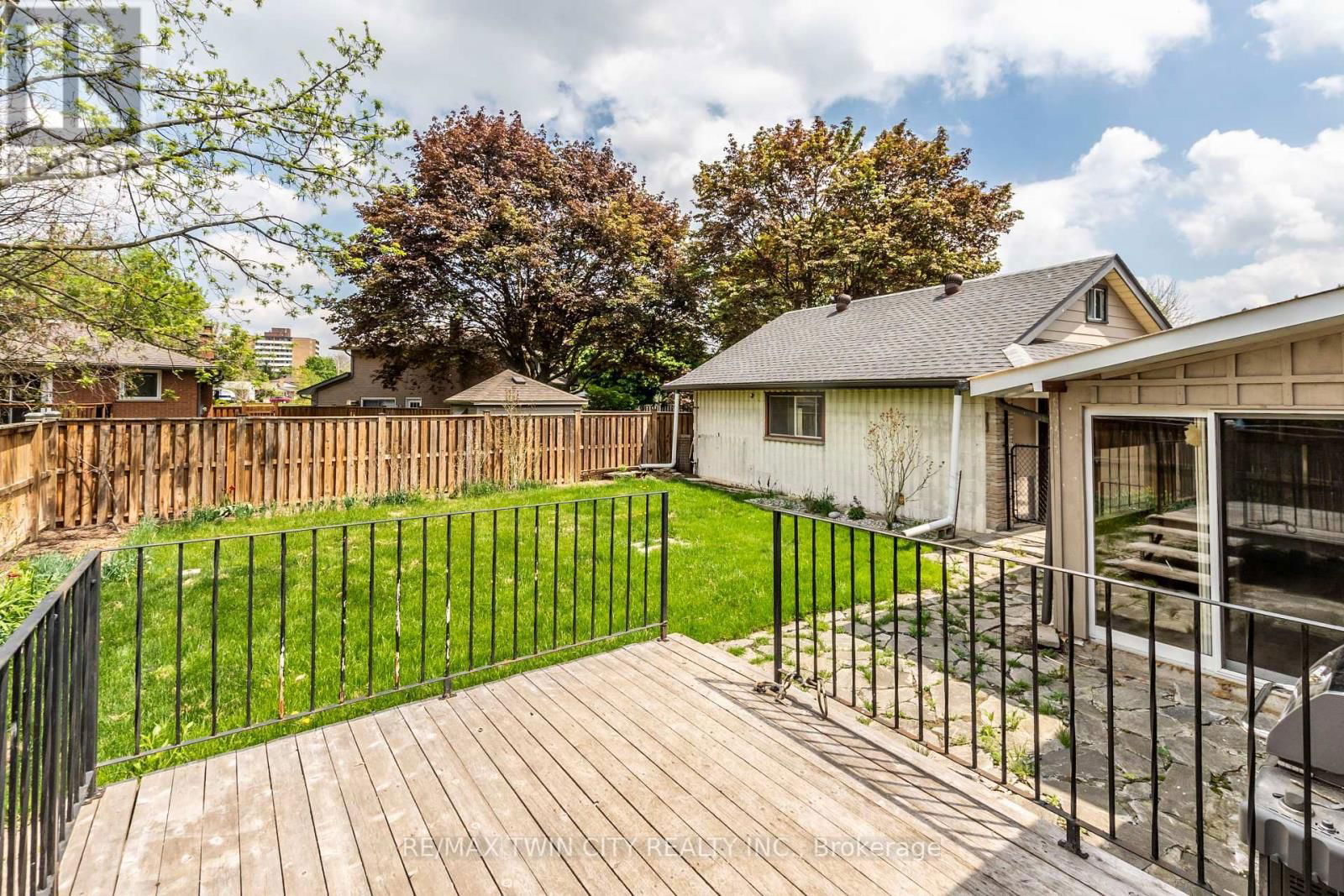 413 CARSON DRIVE Image 41