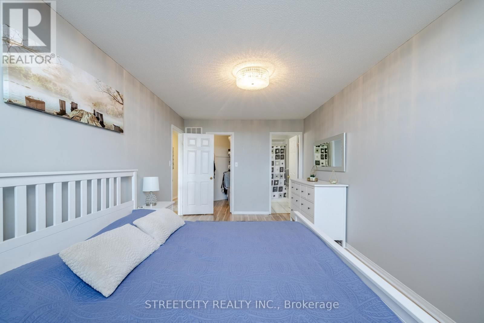 1315 LIMERIDGE ROAD EAST Image 16