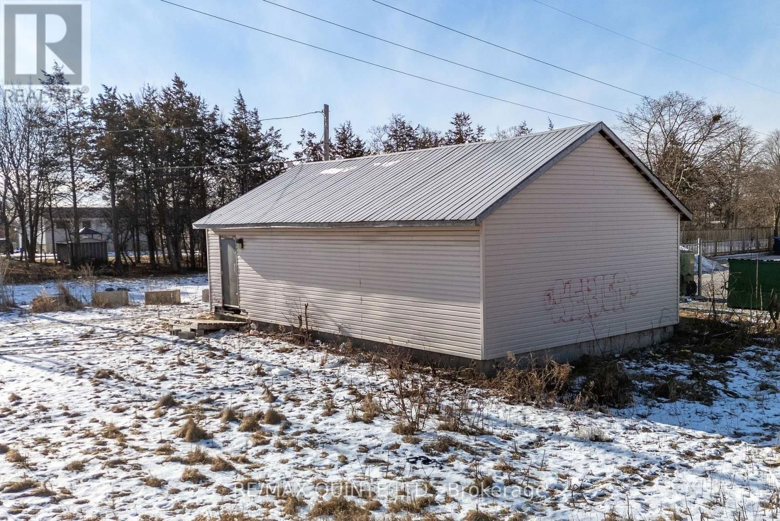 5 STRATTON DRIVE Image 23