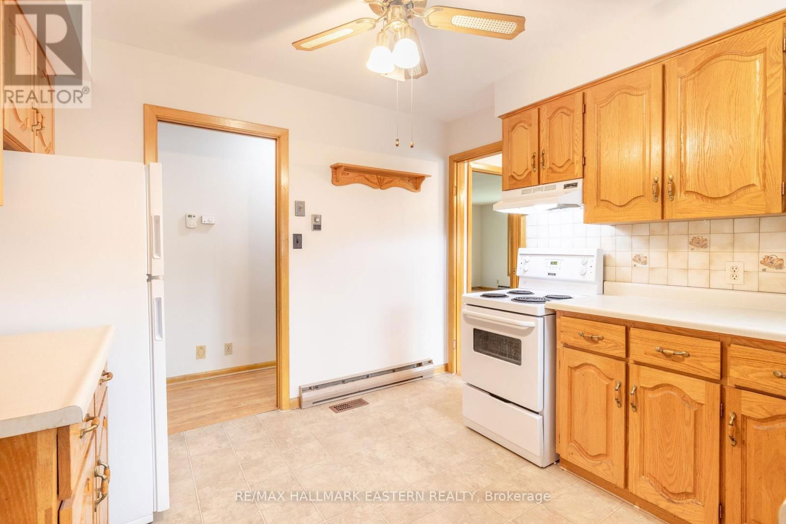 66 DOXSEE AVENUE NORTH Image 14