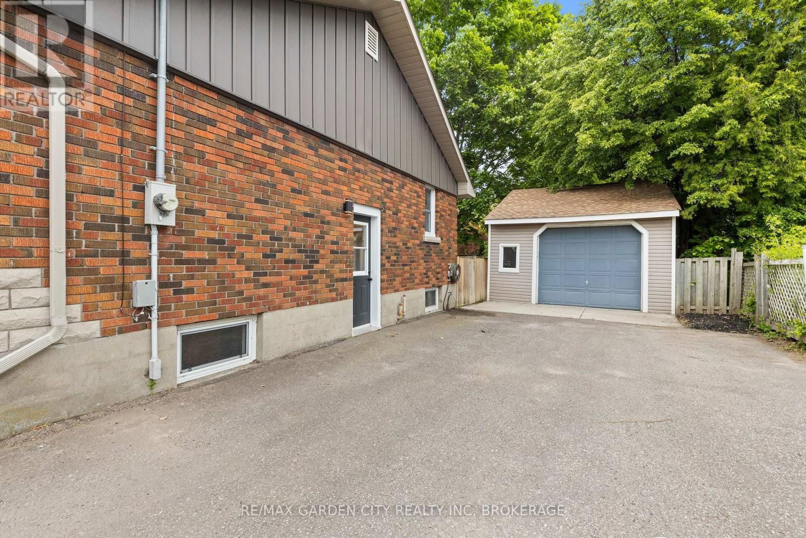 529 BUNTING ROAD Image 48