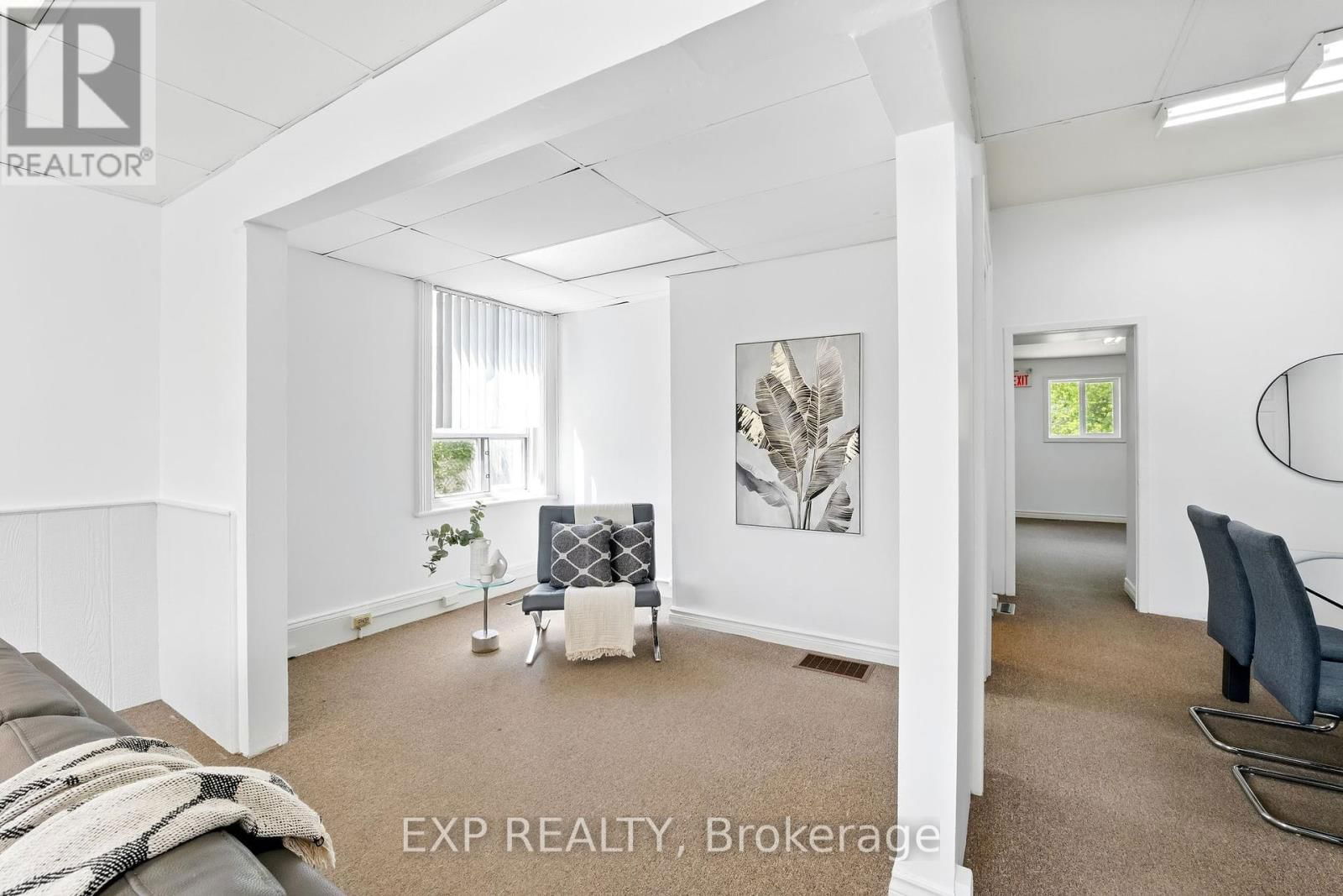 46 COVERT STREET Image 11
