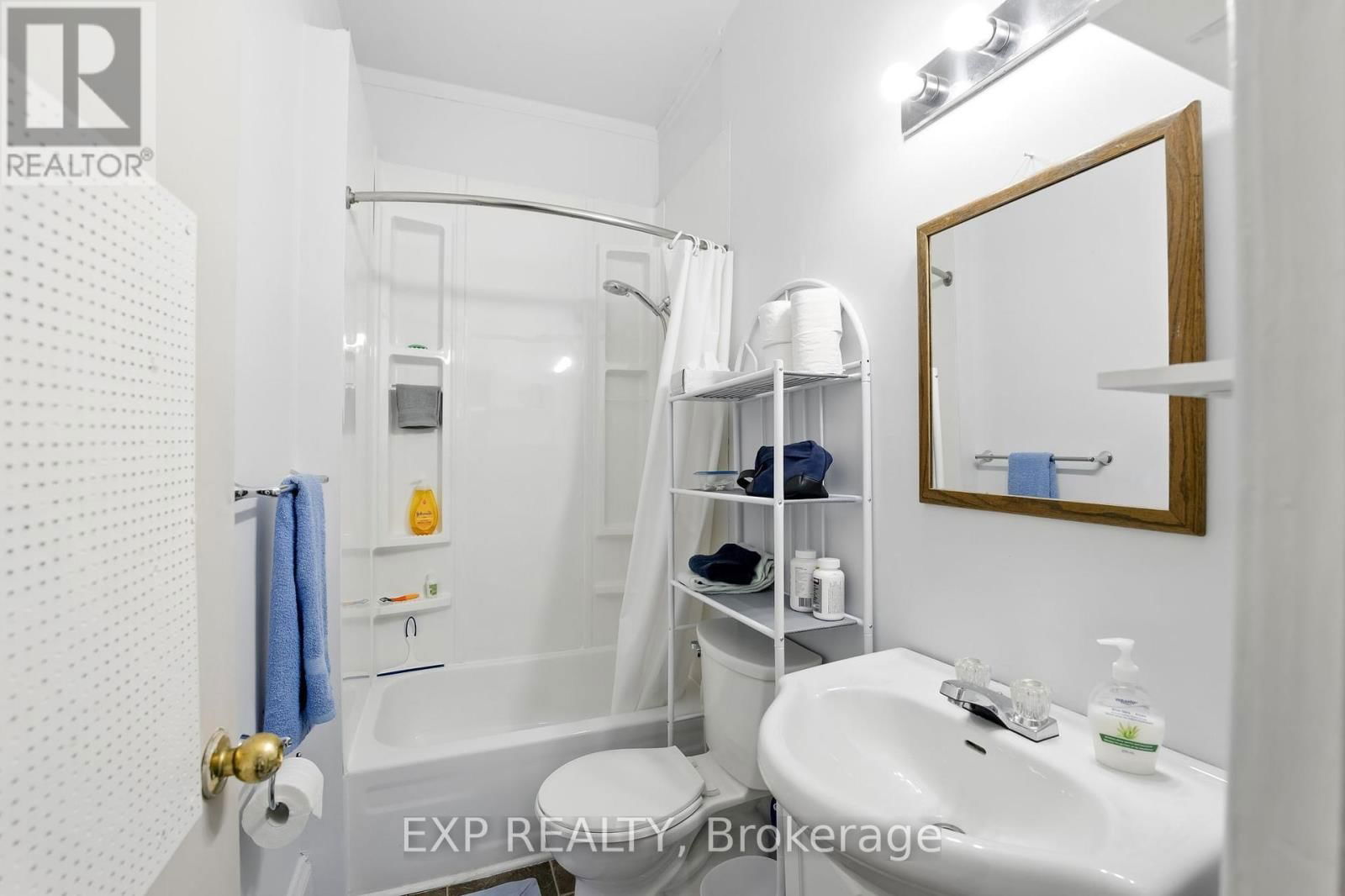 46 COVERT STREET Image 28
