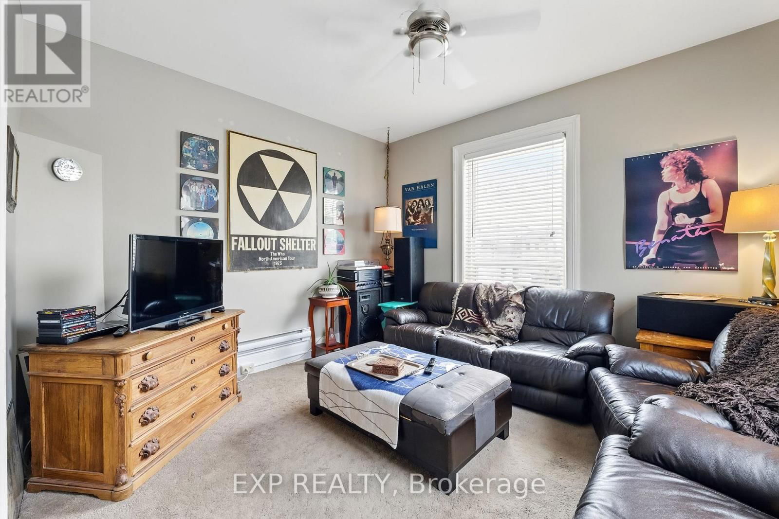 46 COVERT STREET Image 32