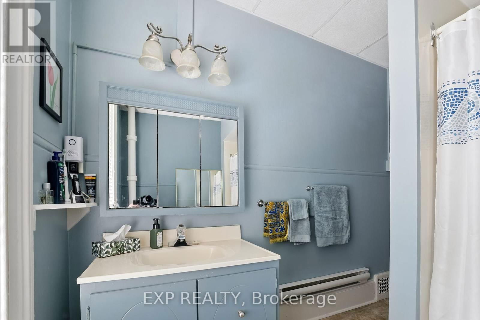 46 COVERT STREET Image 38