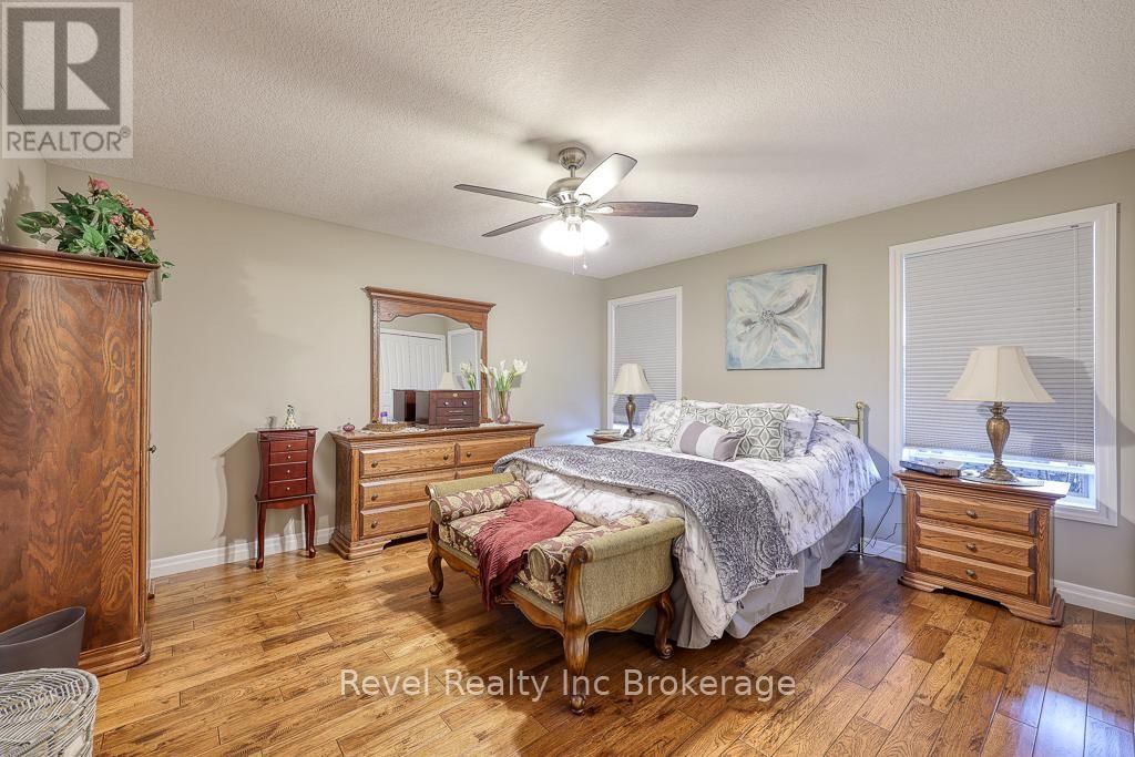 165 JUNO CRESCENT Image 20