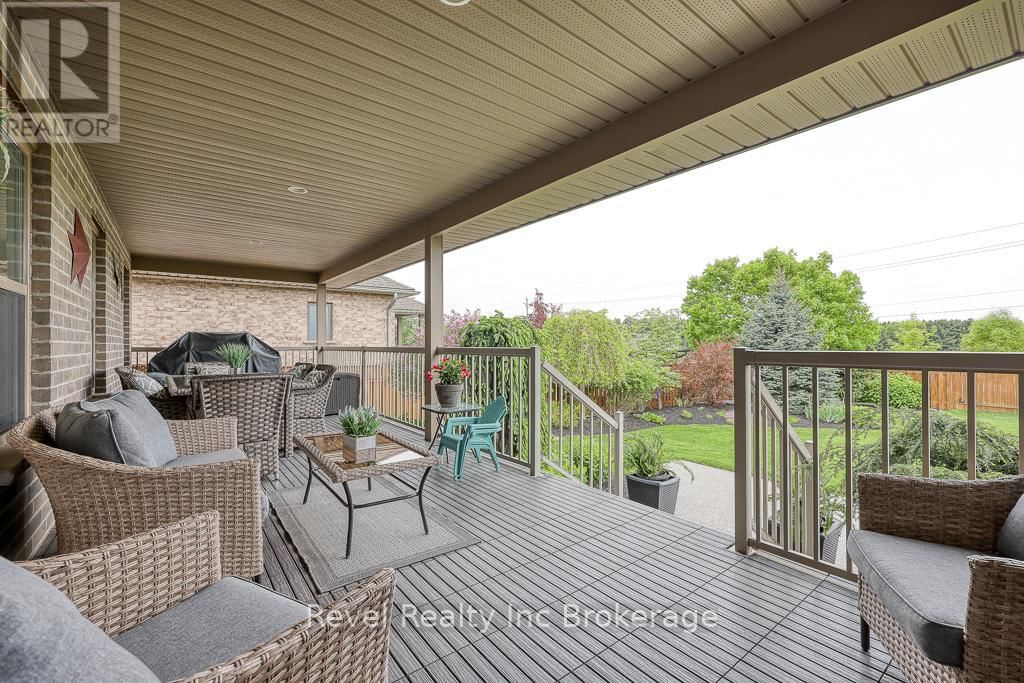 165 JUNO CRESCENT Image 33