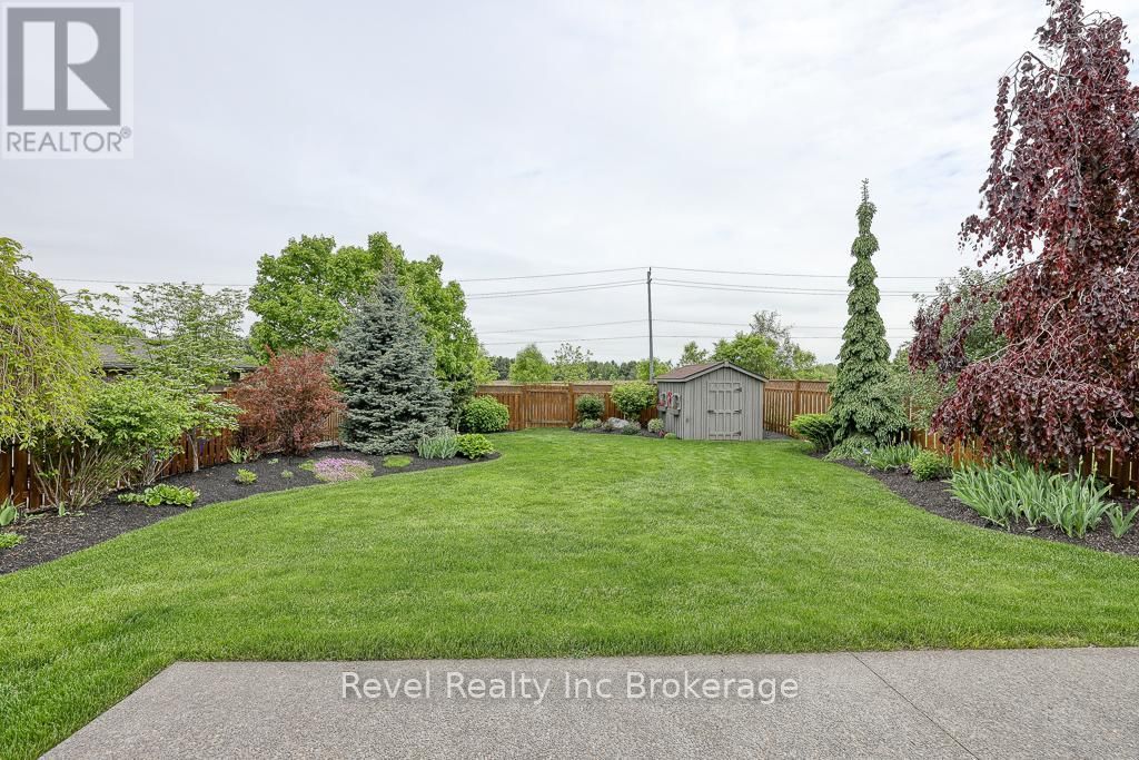 165 JUNO CRESCENT Image 35