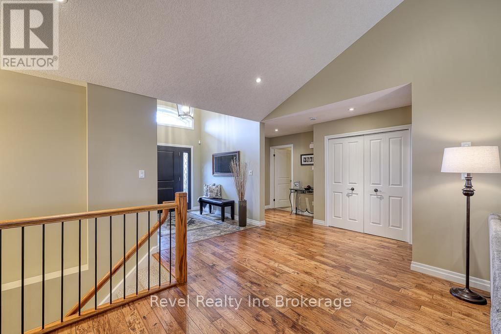 165 JUNO CRESCENT Image 6