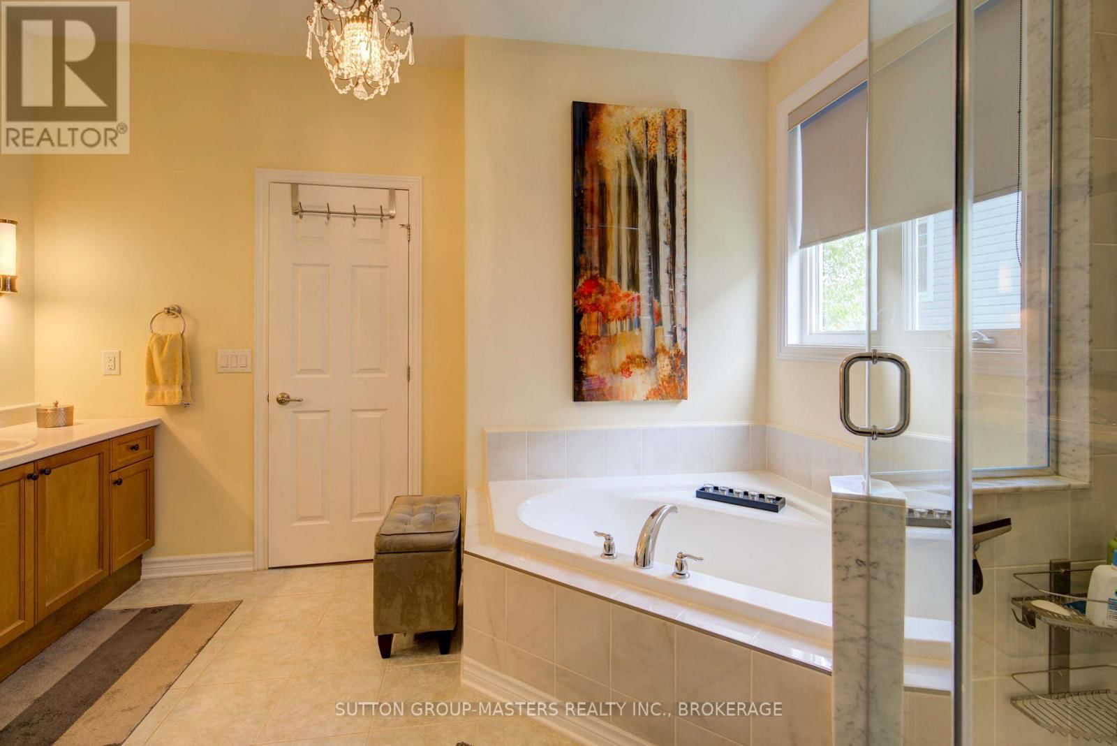 125 COUNTRY CLUB DRIVE Image 24