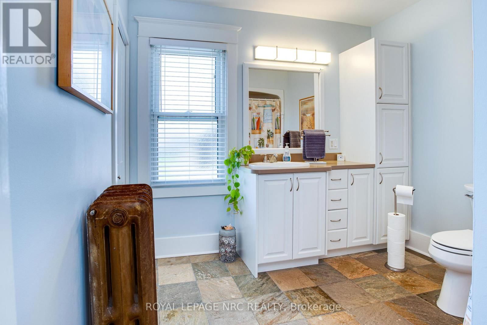 457 NORTH MILL STREET Image 13