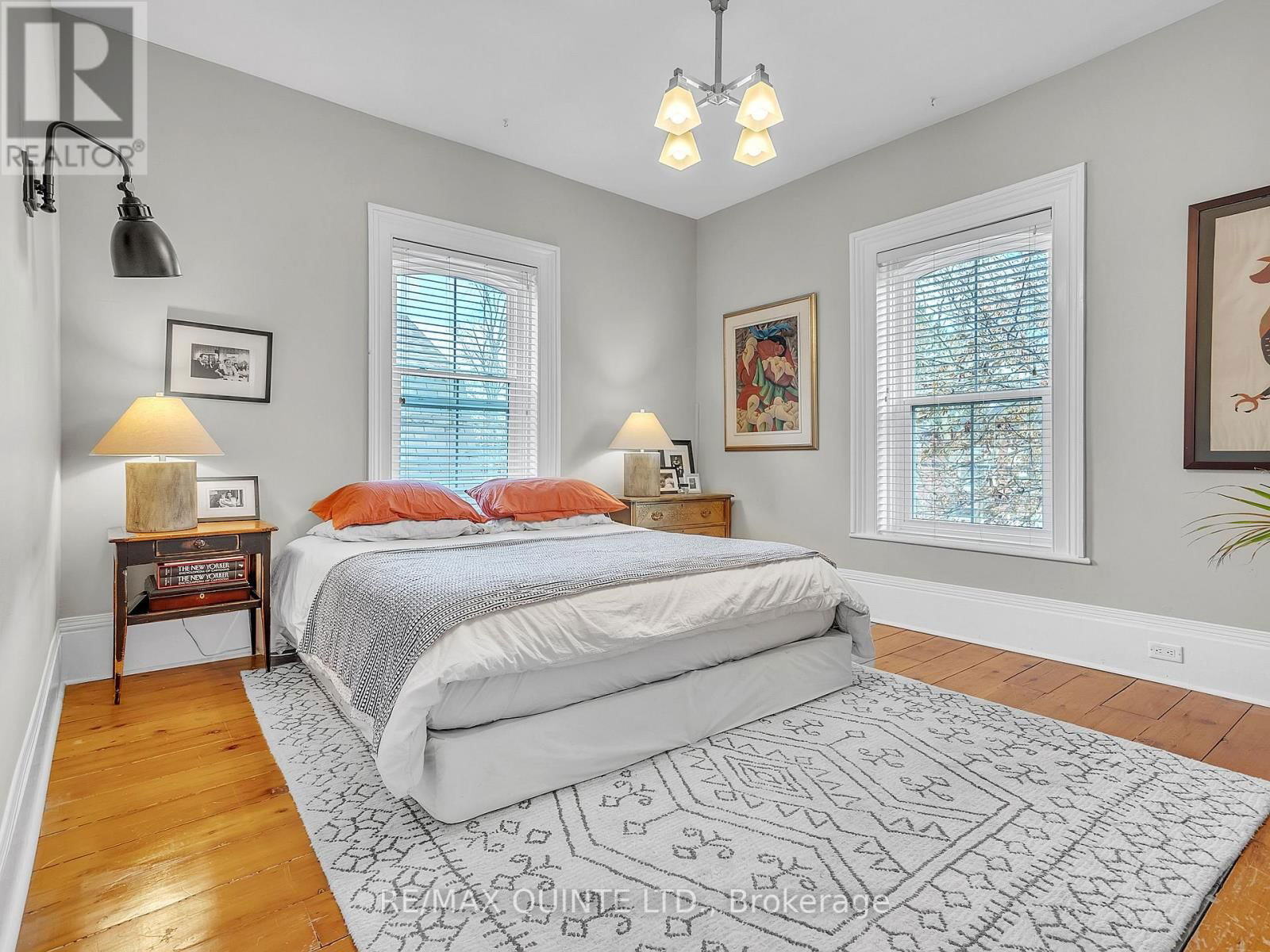 246 CHARLES STREET Image 19