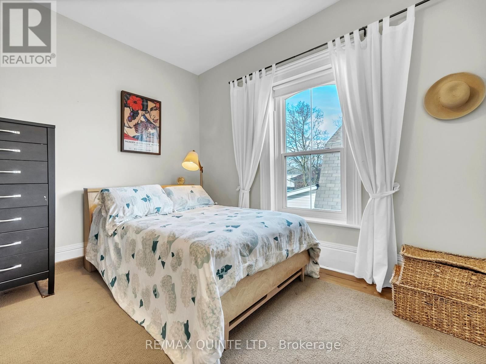 246 CHARLES STREET Image 23