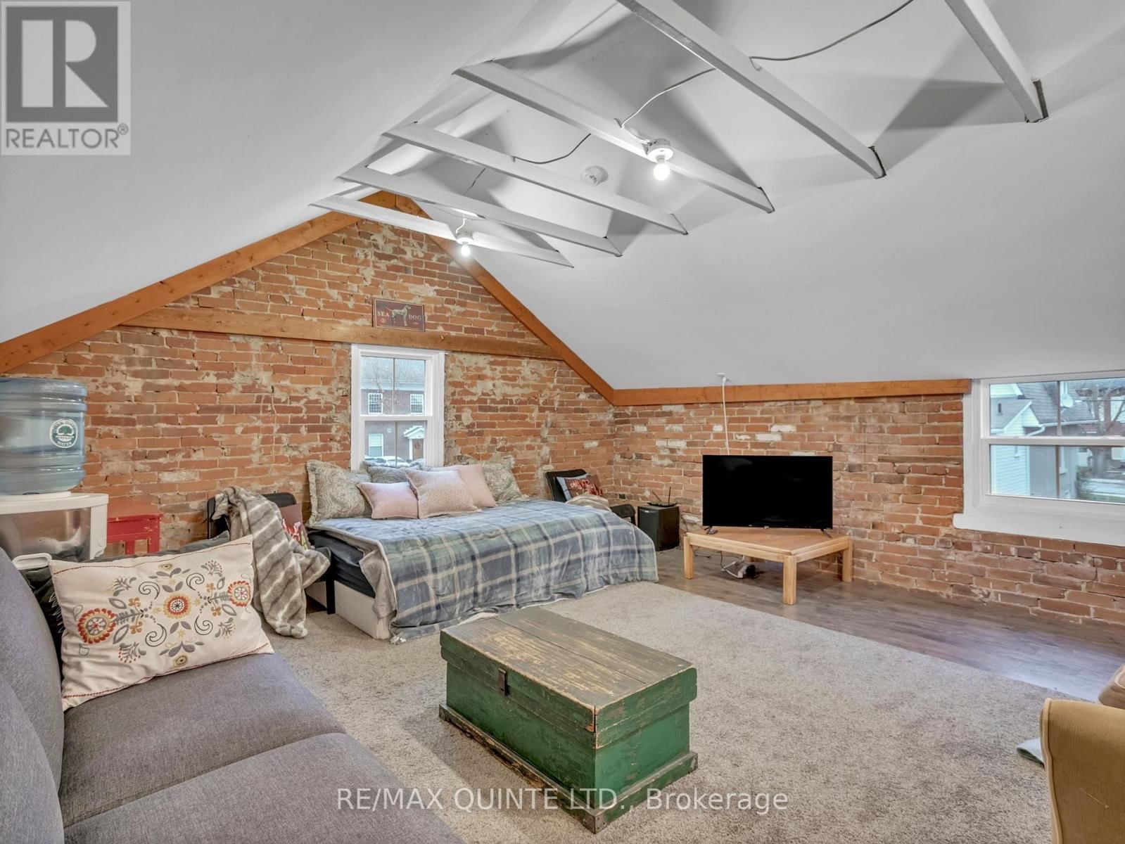 246 CHARLES STREET Image 32