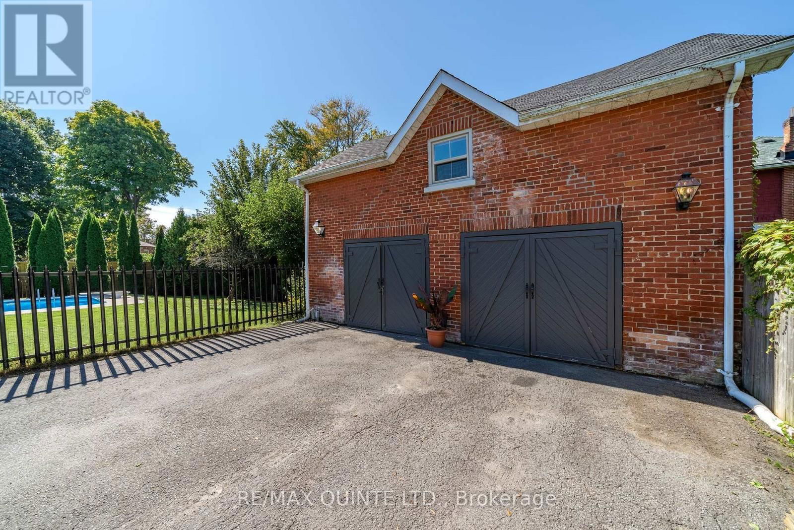 246 CHARLES STREET Image 42