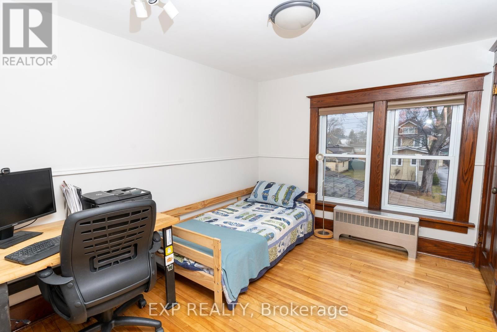 302 STANLEY STREET Image 26