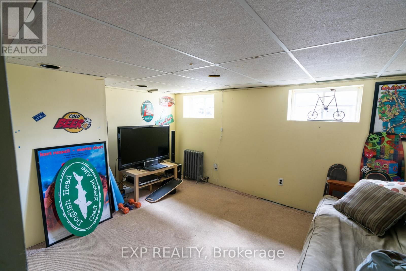 302 STANLEY STREET Image 30