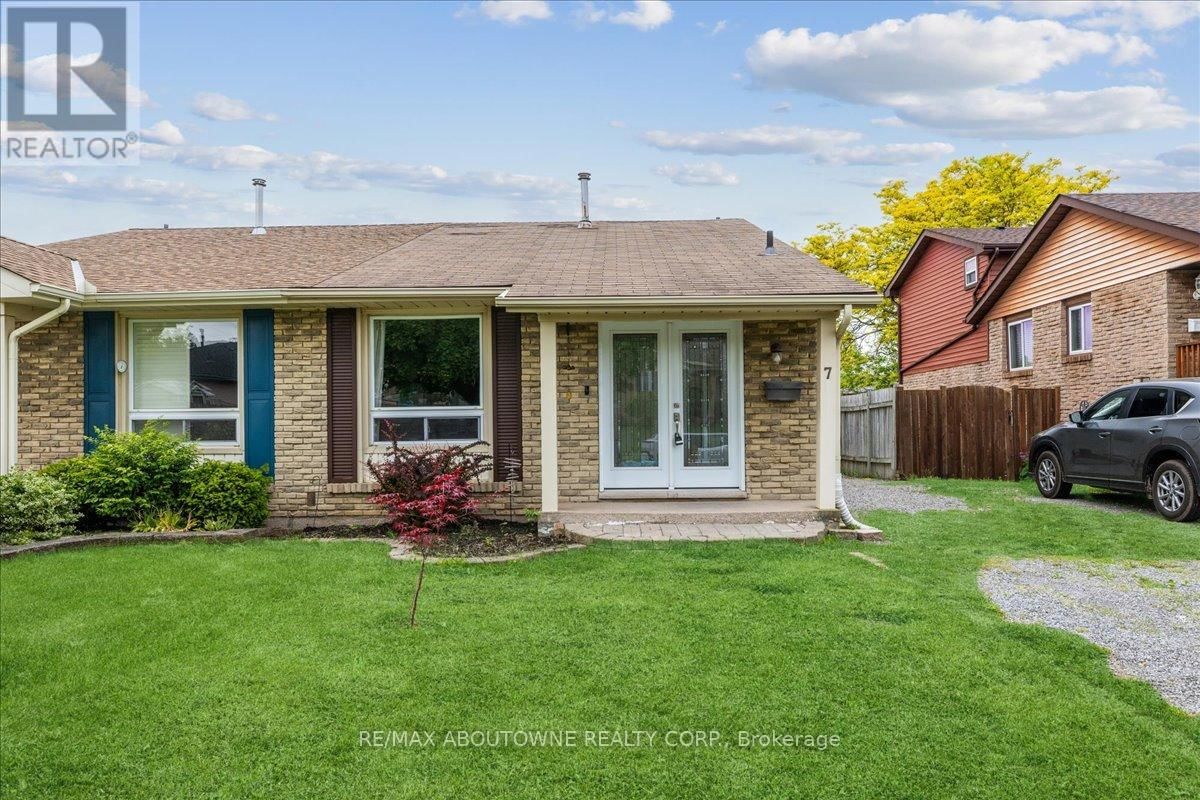 7 DIANNE DRIVE Image 1