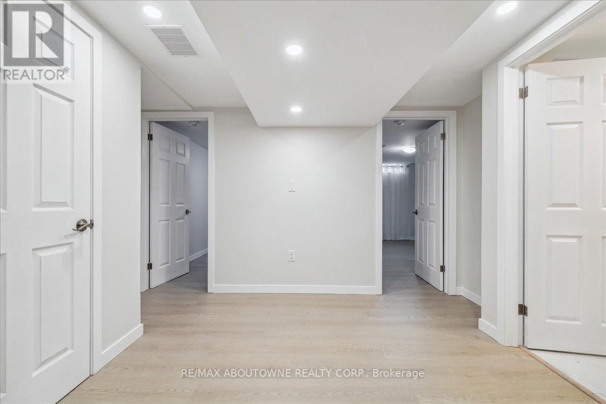7 DIANNE DRIVE Image 12