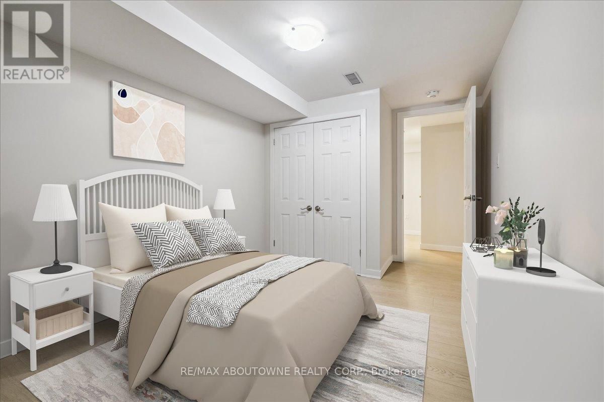 7 DIANNE DRIVE Image 24