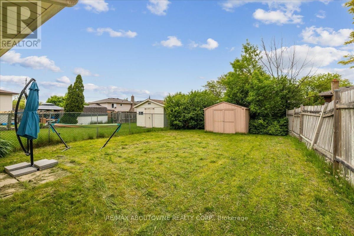 7 DIANNE DRIVE Image 25