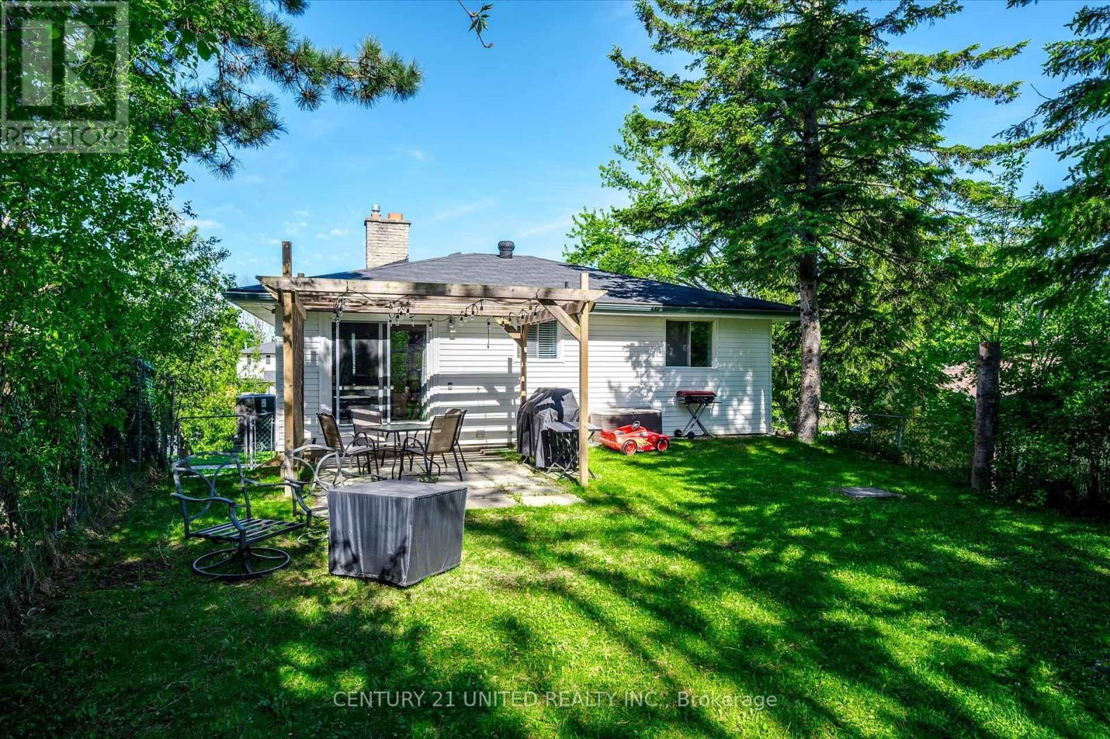 2032 WALKER AVENUE Image 15