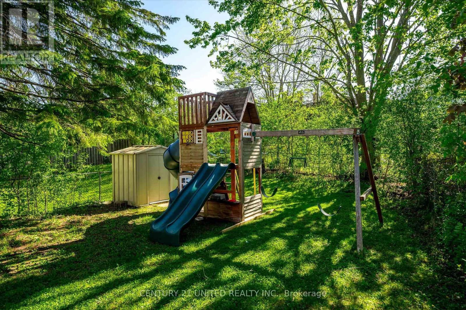 2032 WALKER AVENUE Image 21