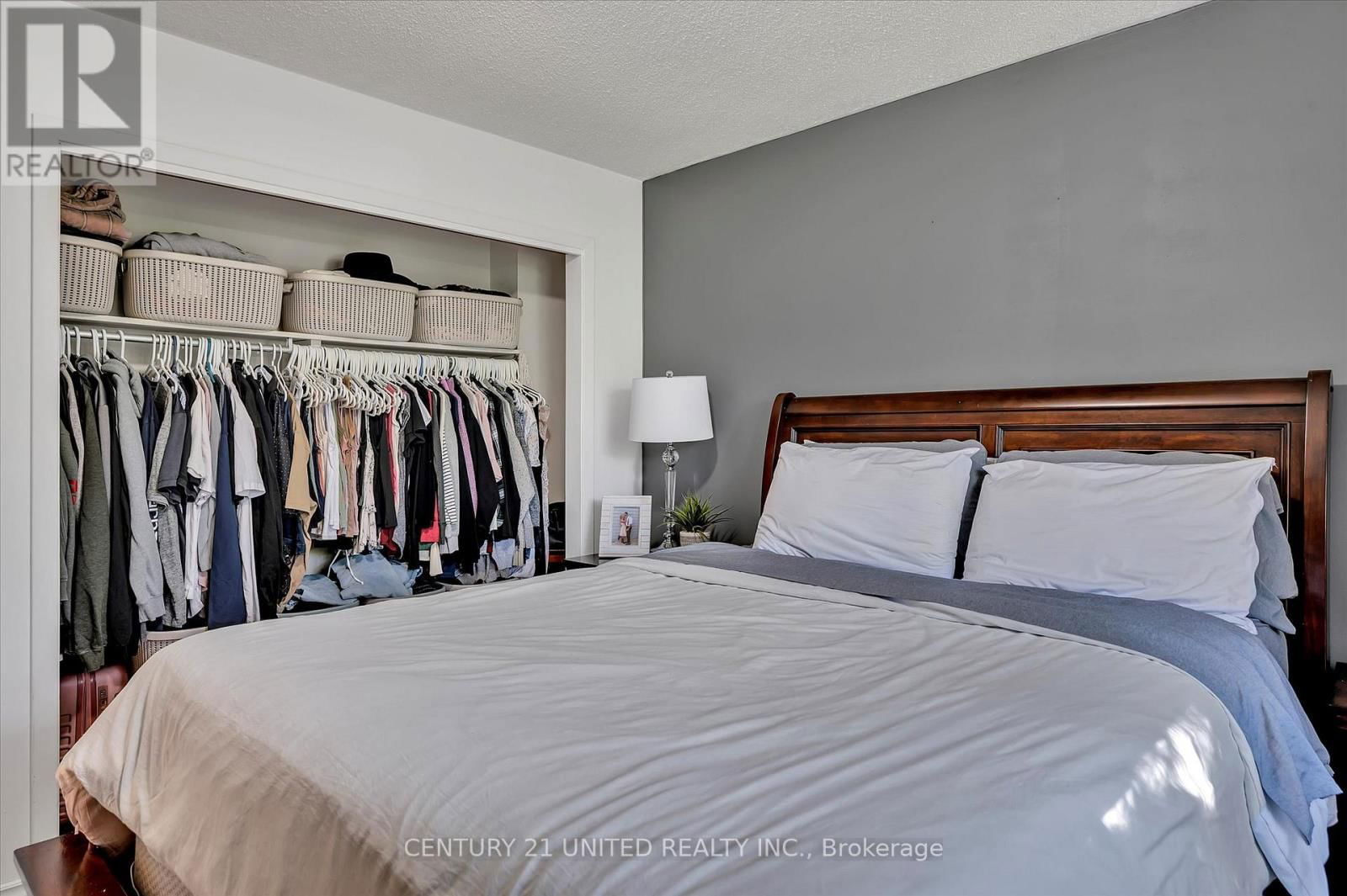 2032 WALKER AVENUE Image 31