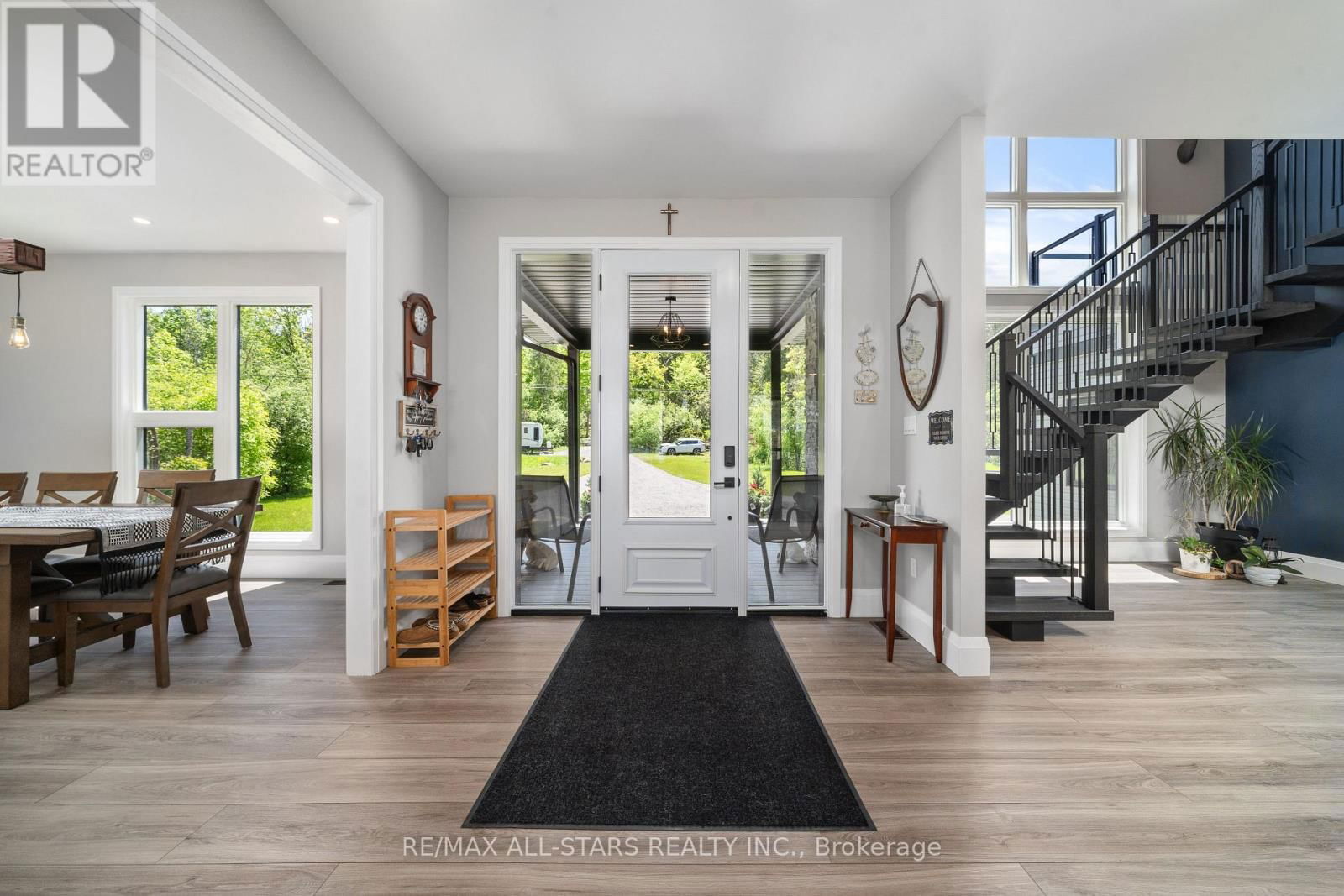 15 BERRY LANE Image 10