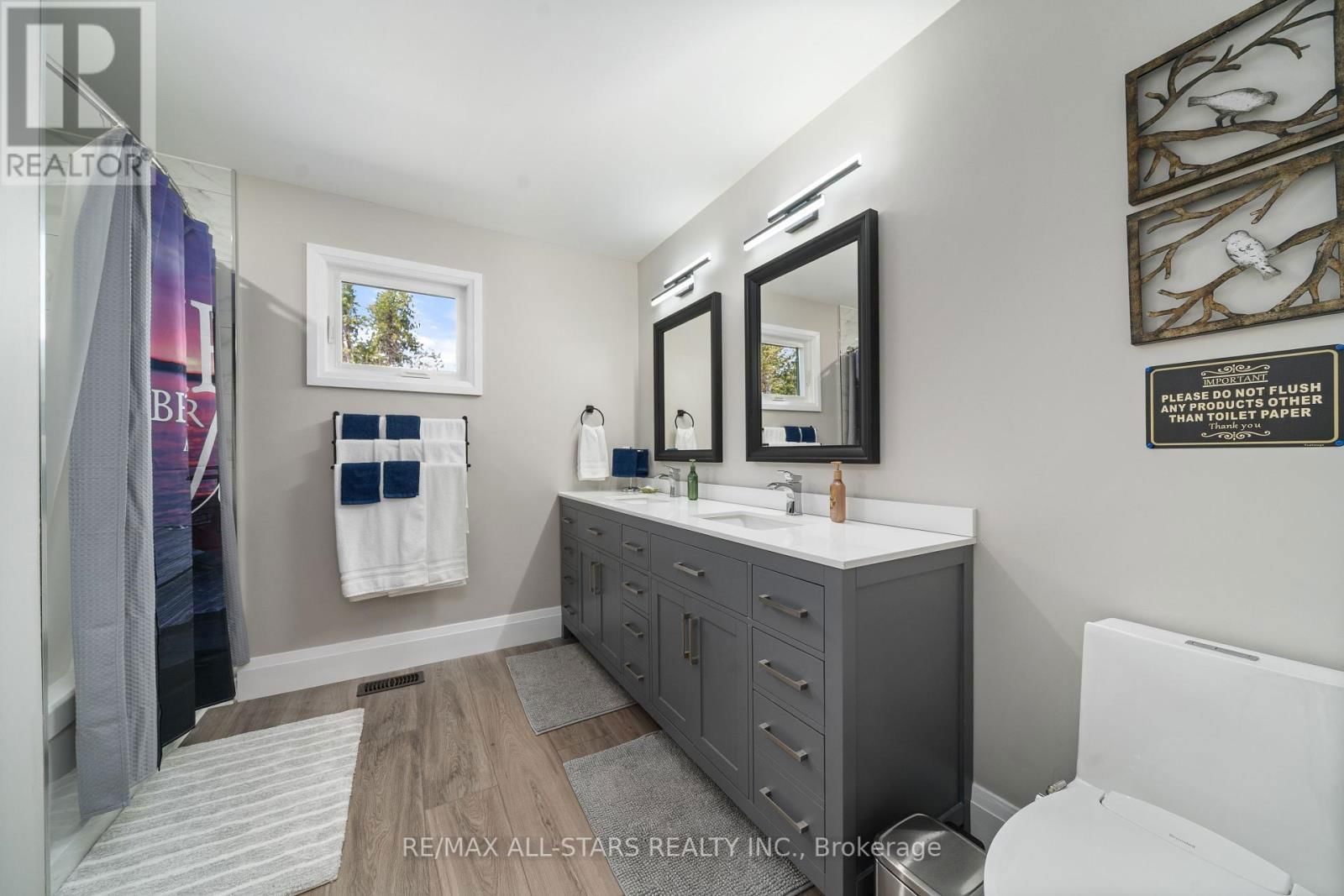 15 BERRY LANE Image 35